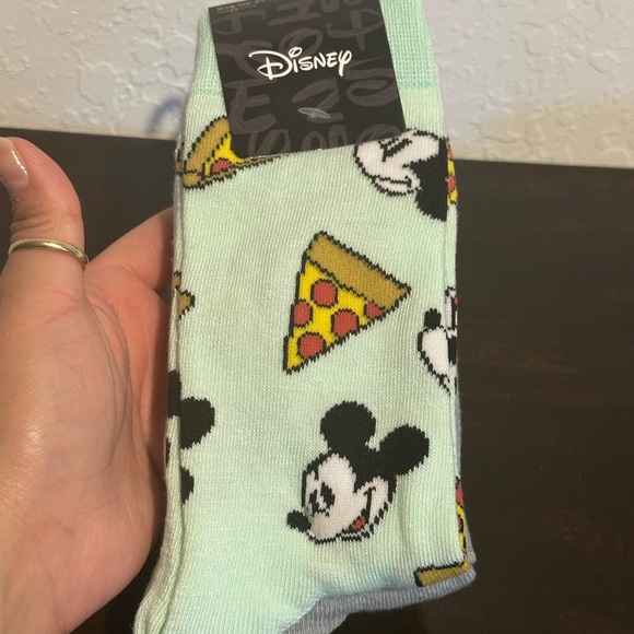 NEW Disney Mickey Mouse Pizza Socks - Picture 1 of 5